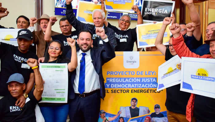 Radicado proyecto de democratización del sector eléctrico