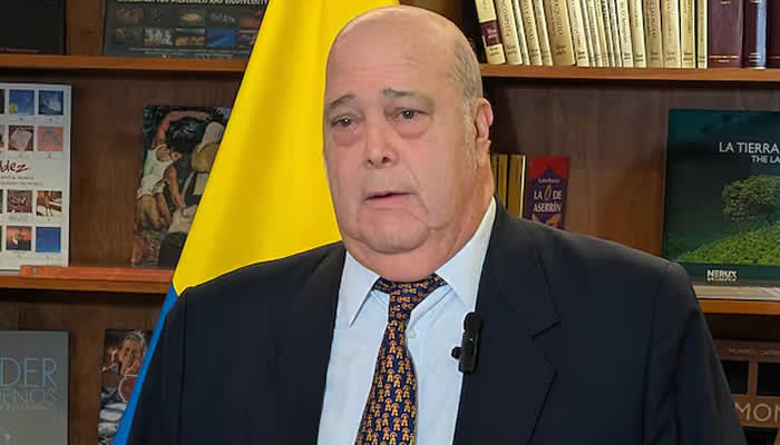 Embajador en Estados Unidos, a consultas