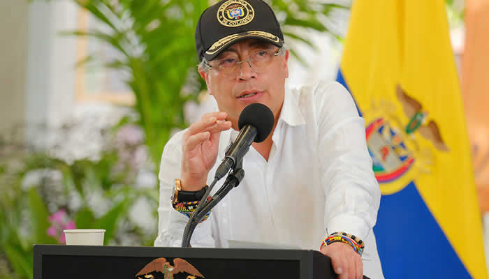 Grave acusación de Petro a senador estadounidense